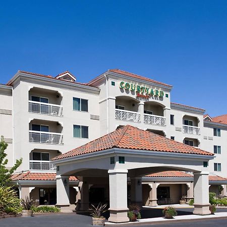 Готель Courtyard Novato Marin/Sonoma Екстер'єр фото
