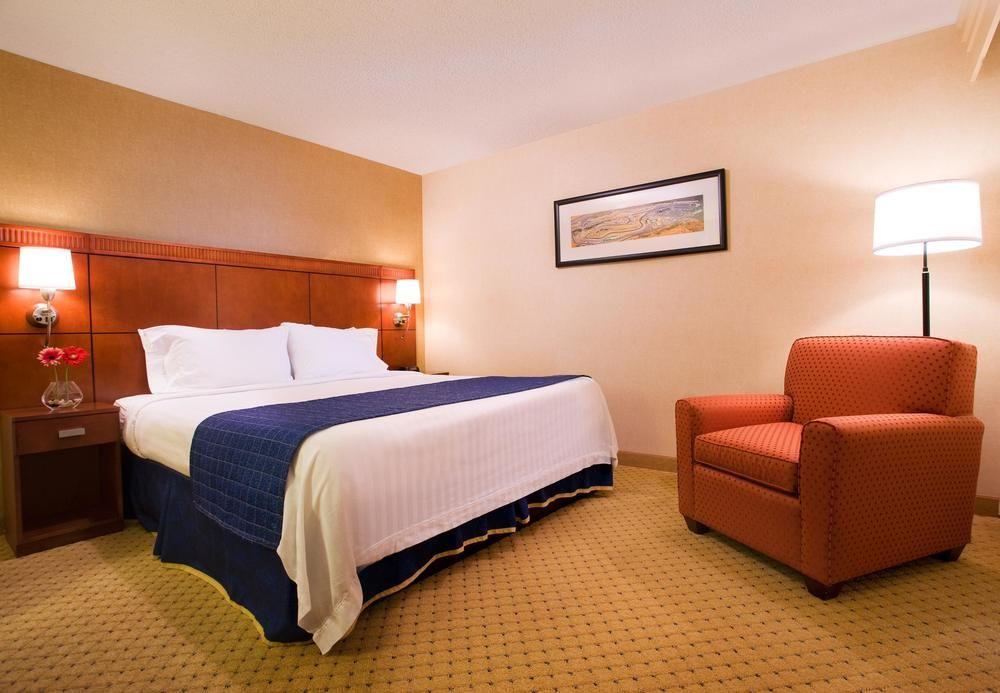 Готель Courtyard Novato Marin/Sonoma Екстер'єр фото