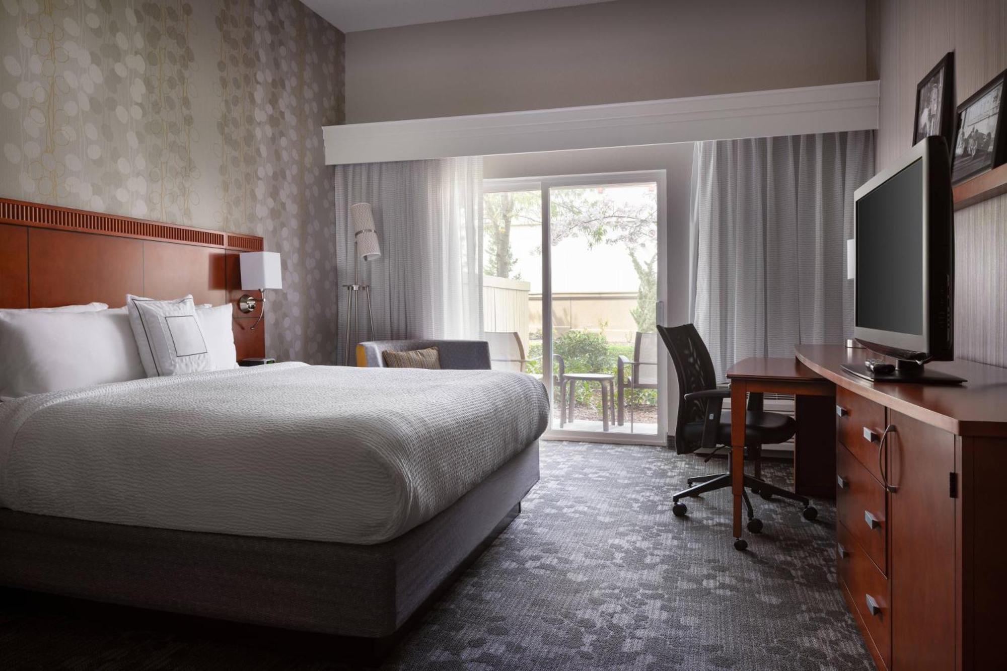 Готель Courtyard Novato Marin/Sonoma Екстер'єр фото